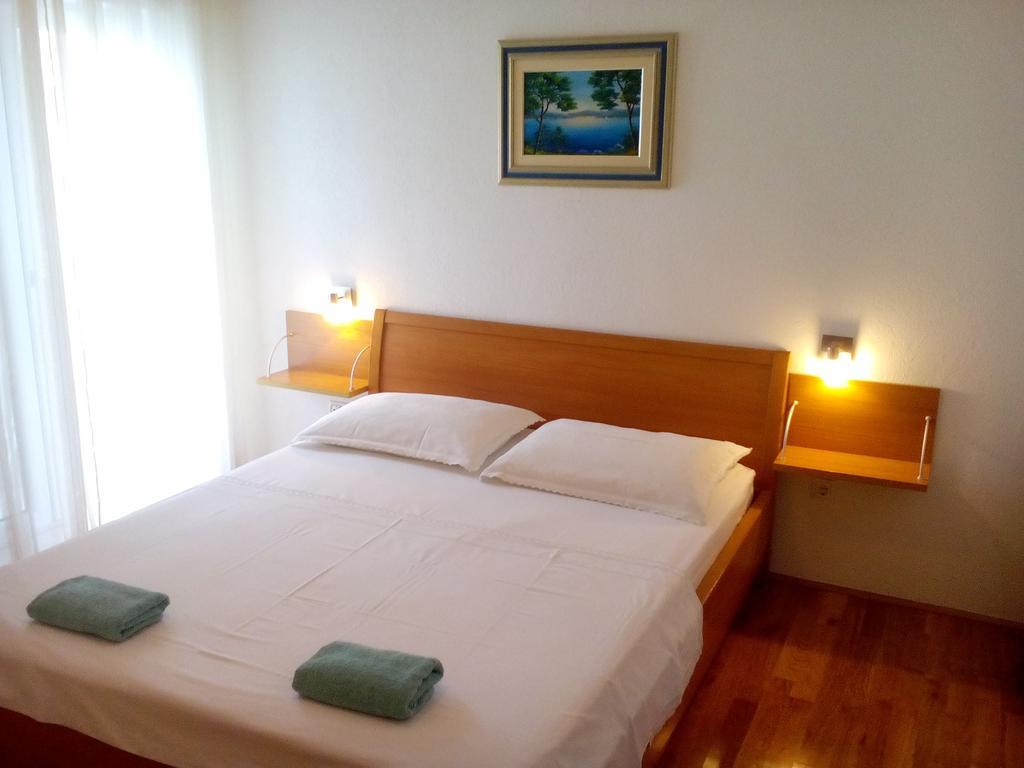 Apartment Petra Baška Voda Buitenkant foto