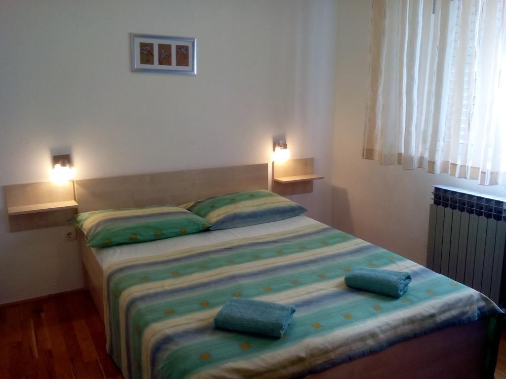 Apartment Petra Baška Voda Buitenkant foto